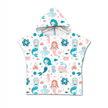 Load image into Gallery viewer, Personalised Hooded Beach Towel
